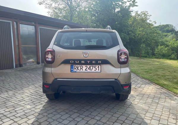 Dacia Duster cena 64900 przebieg: 62221, rok produkcji 2017 z Rymanów małe 79